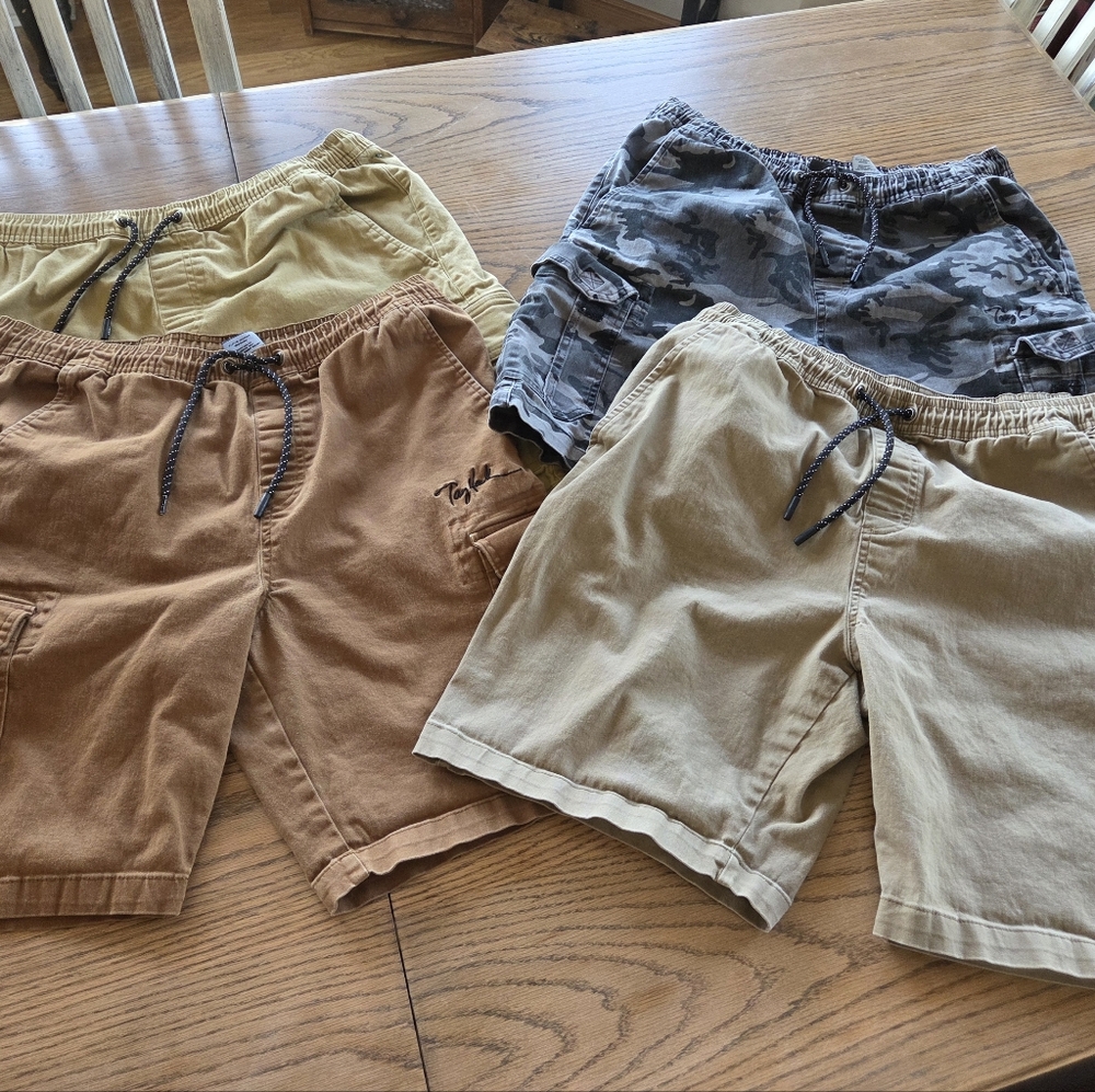 Men's/boys Tony Hawk Shorts - Assorted Colors Size Large